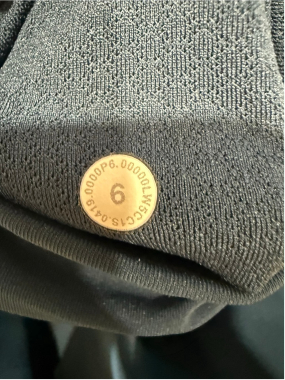 Women's Lululemon High Rise Leggings Mix & Mesh Panels Skull Logo size 6 - Picture 9 of 9